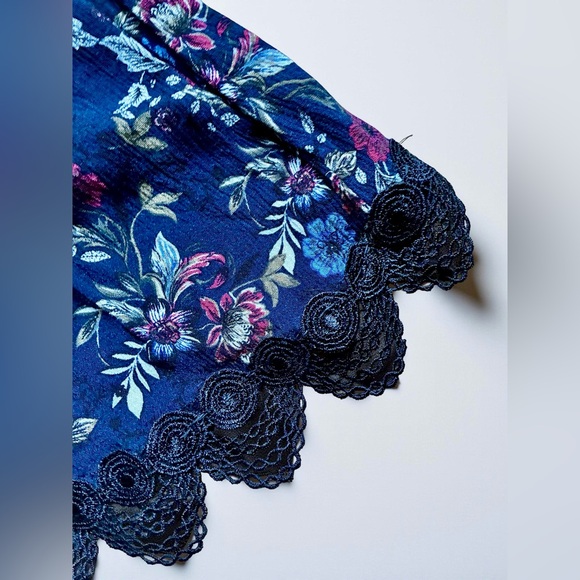 Band of Gypsies Navy Floral and Lace Romper - Picture 2 of 4